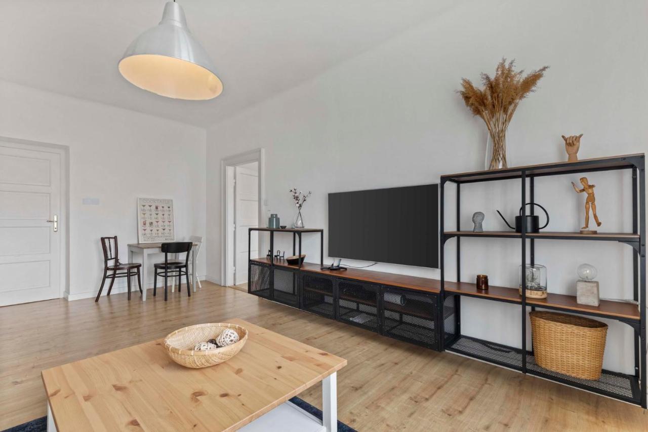 Ferienwohnung Ah Legionarska Pressburg Exterior foto